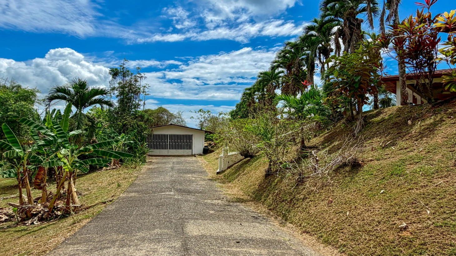 3.64 ACRES – 3 Bedroom Home With Expansive Ocean Views, Multiple Areas to Build, Public Road With Commercial Potential, 10min to the Beach!! selected