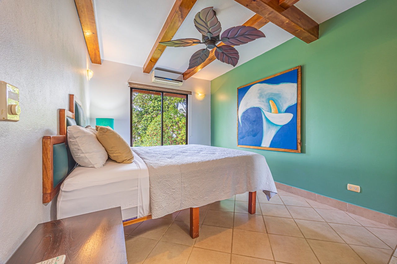 Oceanview Boutique Hotel and Villas Overlooking the Iconic Whale’s Tail selected