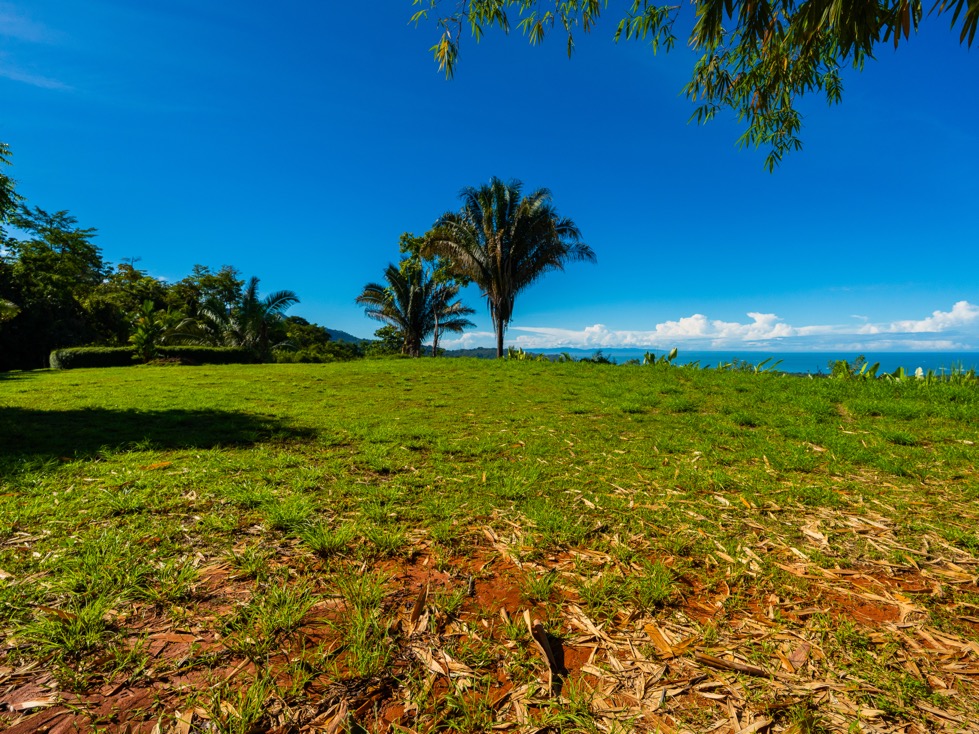 Spectacular Ocean View Parcel in Uvita’s Premier Hillside Community selected