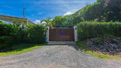 Home Near Downtown Uvita with Private Forest and Creek image 4