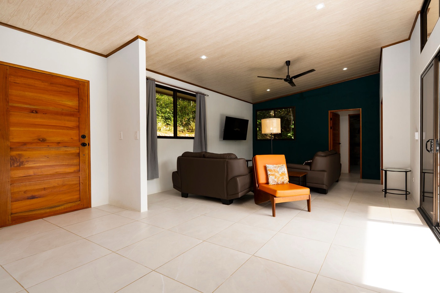 Two Modern Homes with Mountain View, Creek Access, and Multiple Building Sites in Tumbas, Tinamastes selected