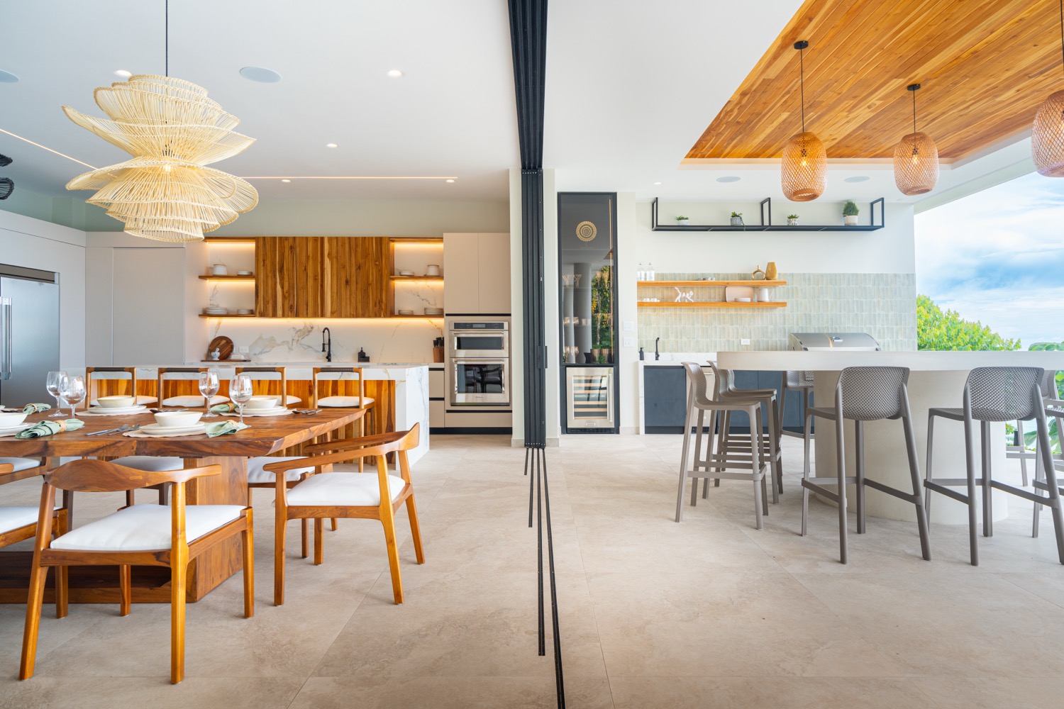 Luxury 5-Bedroom Estate with Panoramic Pacific Ocean & Jungle Views selected