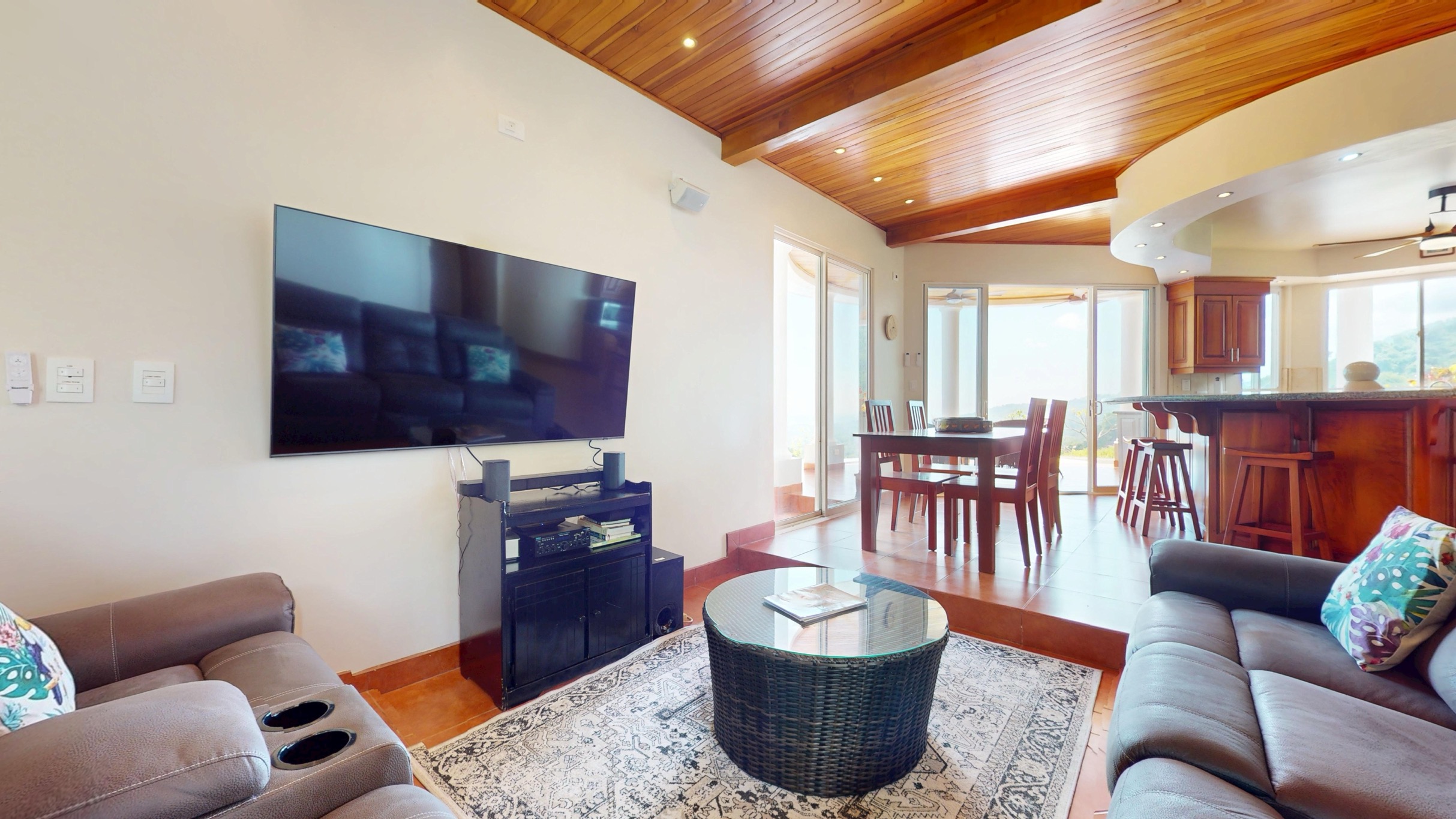 Ojochateau - Rare Ocean & Mountain View 4BR Home in Costa Rica selected