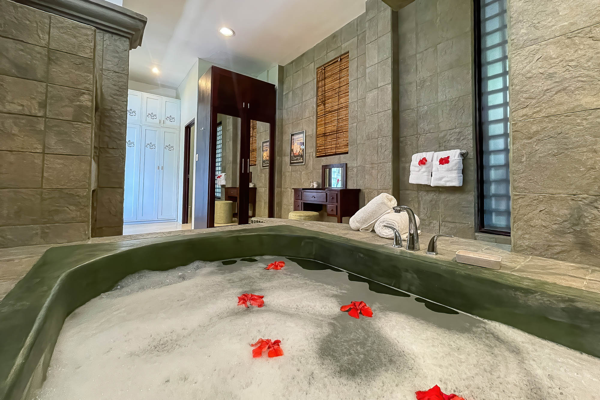 Casa Vista Azul: A Signature Luxury Estate in the Heart of Manuel Antonio selected