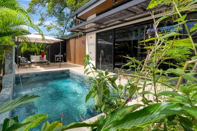 Walkable Uvita Income Property with Expansion Potential image 1