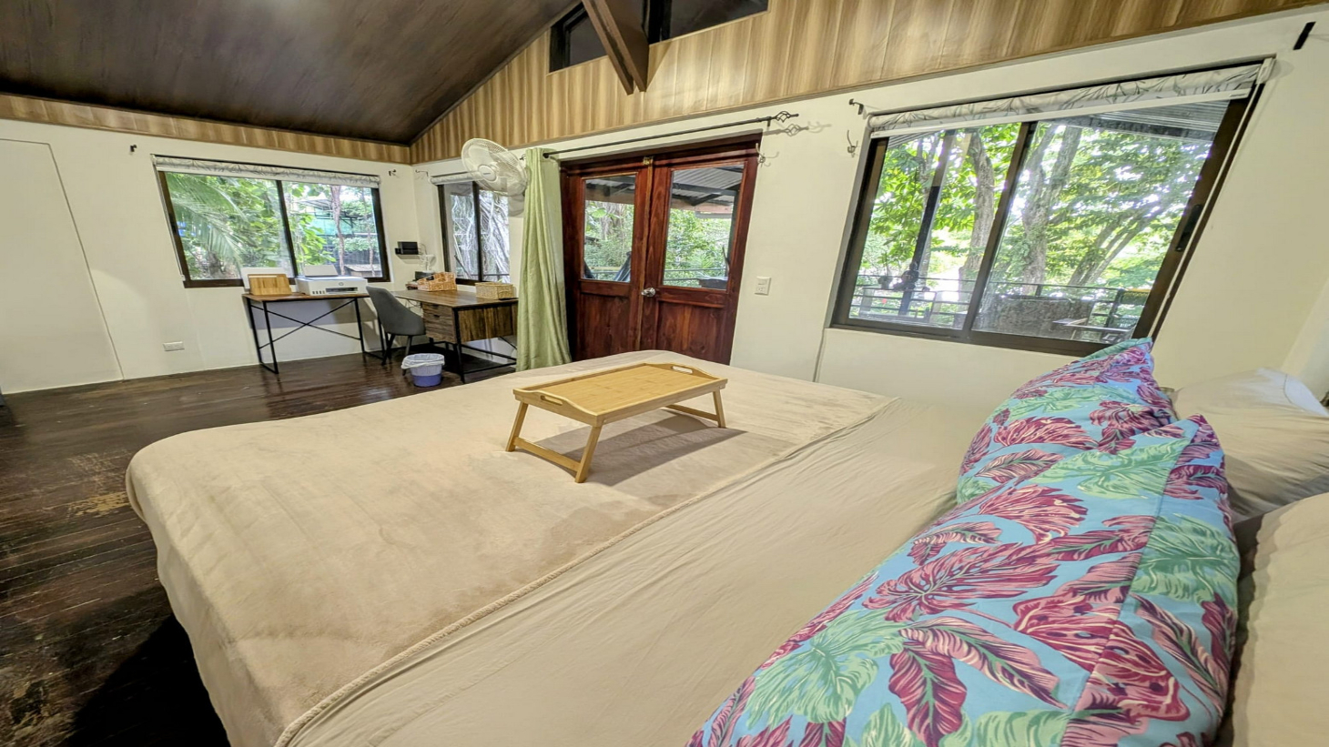 0.23 ACRES – Multi-Business Property In The Heart Of Dominical – Restaurant, 4 Cabins & Commercial Rental selected