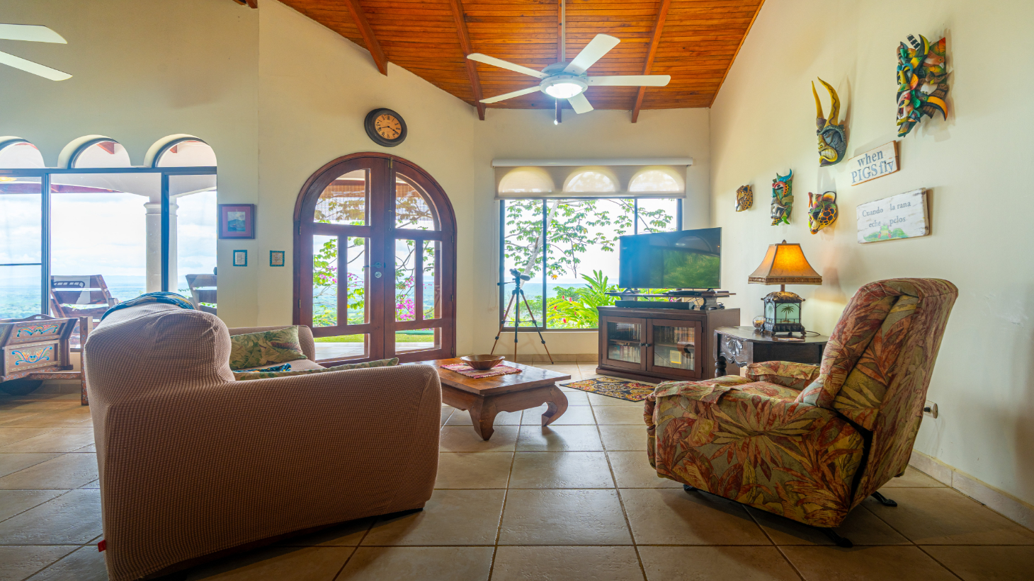 Front Ridge Ocean View Casa Mono Titi – Tres Rios, Costa Rica selected