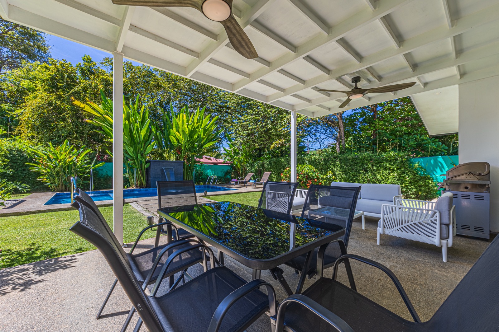 Tropical Modern Pool Residence Minutes from Marino Ballena National Park selected