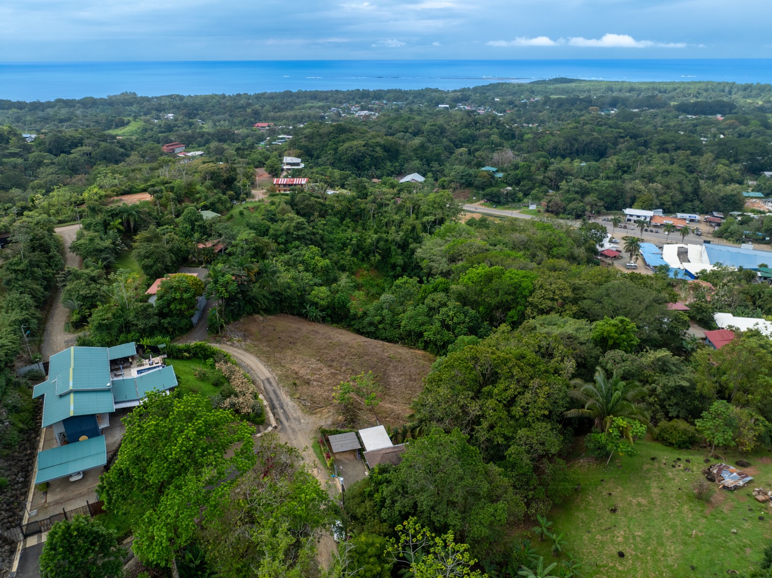 Modern Villa with Infinity Pool, Rancho & Expansion Potential in Prime Uvita Location selected