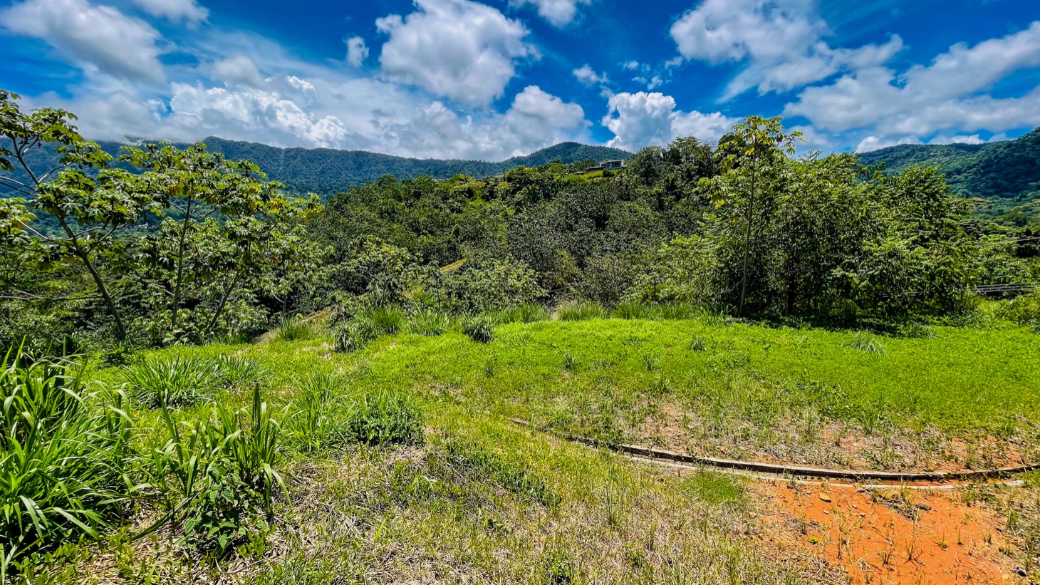 Prime Mountain View Property For Sale in Phase 11, Ojochal Costa Rica selected