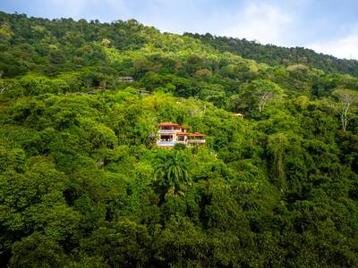 Dreamy Mediterranean Estate in Escaleras image 2