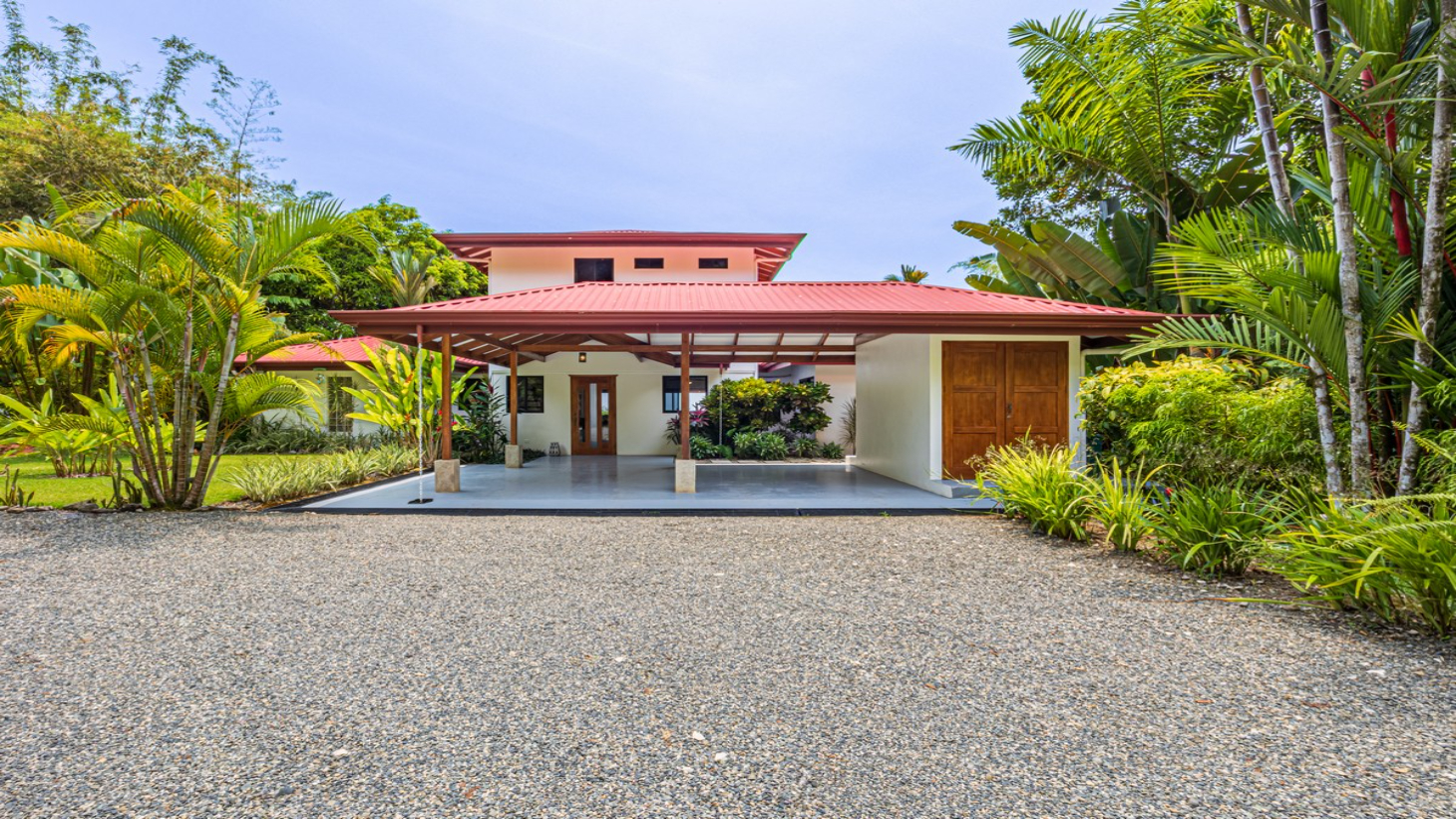 3 Bedroom Elegant Home With Guest Suite & Sweeping Ocean Views selected