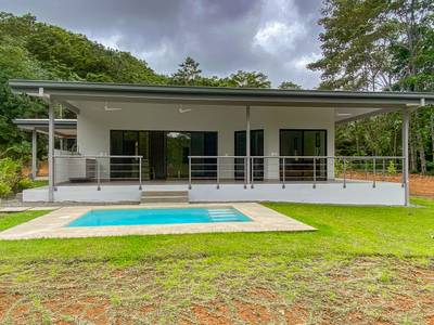 Brand-New Jungle Home on 4.45 Acres in Exclusive Phase 11, Ojochal image 3