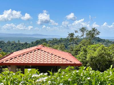 Spectacular Three-Bedroom Ocean View Retreat in Exclusive Chontales image 3