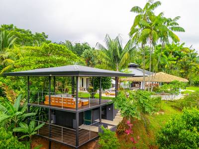 Private Jungle Retreat with Ocean Views & Off-Grid Luxury image 3