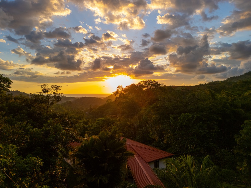 Villa Allamanda — Solar-Powered Luxury Retreat with Ocean Views in the Mountains of Tres Ríos selected
