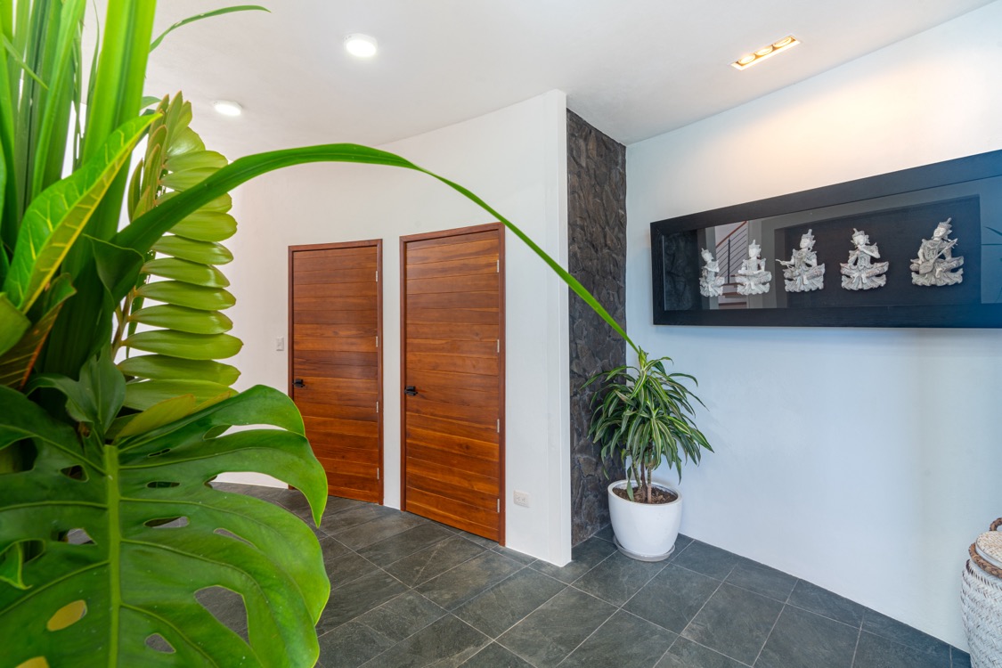 The Glass House: A Luxury Home for Sale in Ojochal, Costa Rica selected