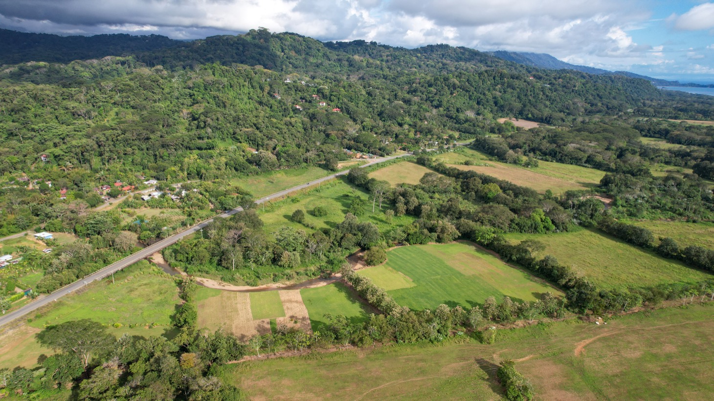 Prime Commercial & Development Opportunity in Hatillo, South Pacific Costa Rica selected