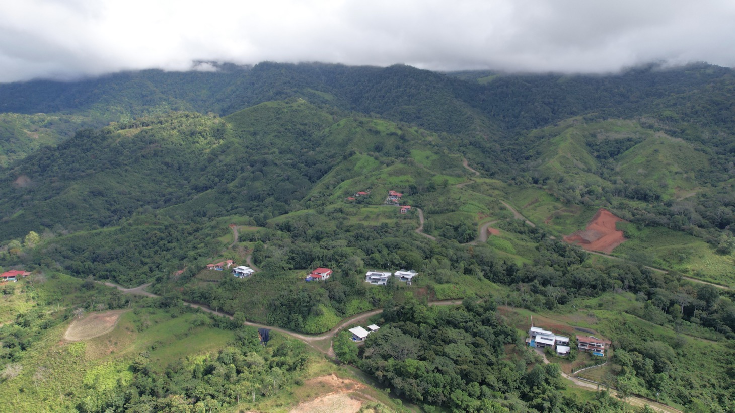 Tropical Turnkey Retreat in Gated Community selected