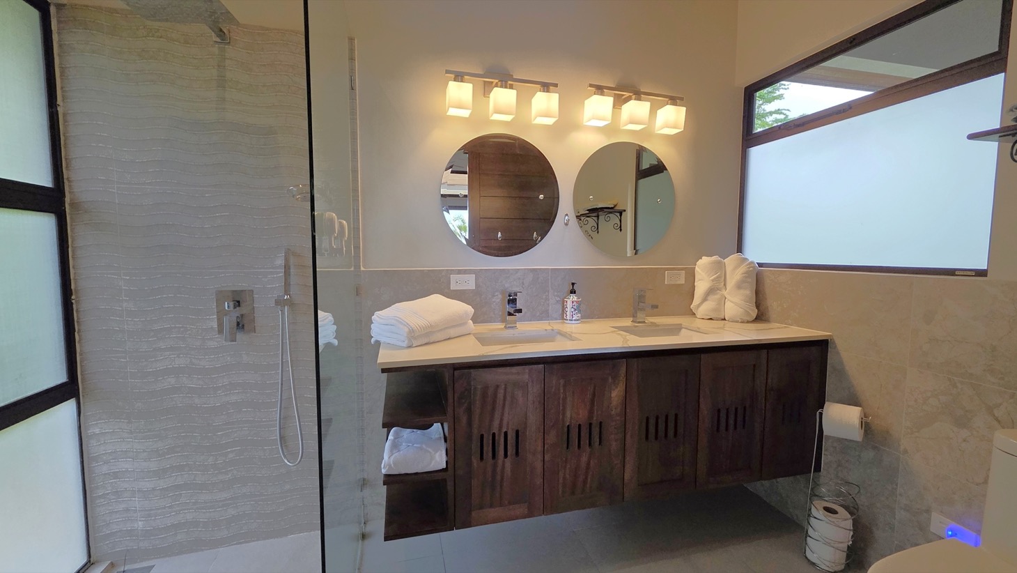 Tropical Turnkey Retreat in Gated Community selected