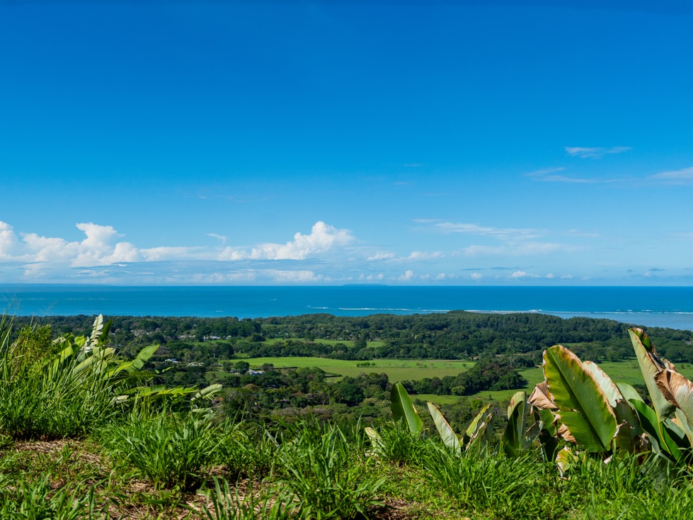 Spectacular Ocean View Parcel in Uvita’s Premier Hillside Community selected