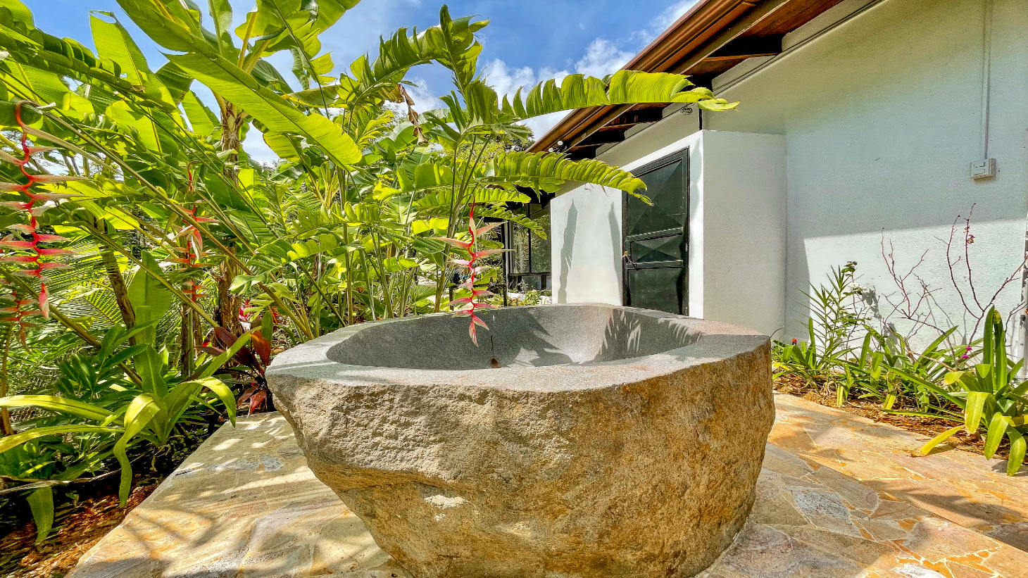 3 Bedroom Home With Ocean View Near Ojochal Tres Rios selected