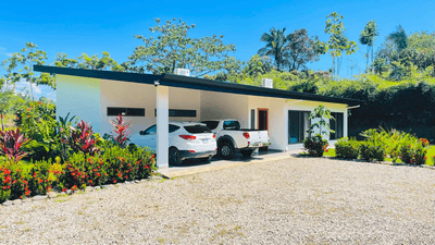 Modern 3-Bedroom Home with Pool in Gated Community, Ojochal, Costa Rica image 4