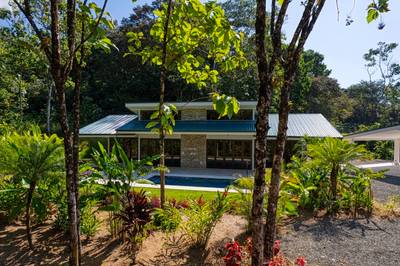 Casa del Bosque — A Modern Jungle Retreat in the New Tulpá Ridge Community, Matapalo image 5