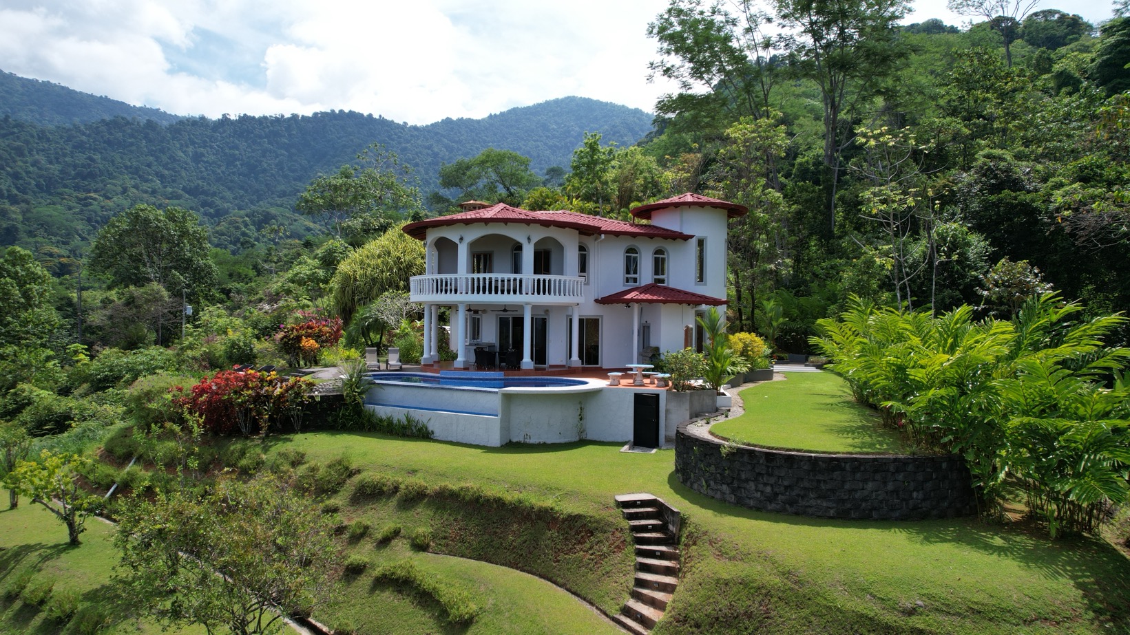 Ojochateau - Rare Ocean & Mountain View 4BR Home in Costa Rica selected