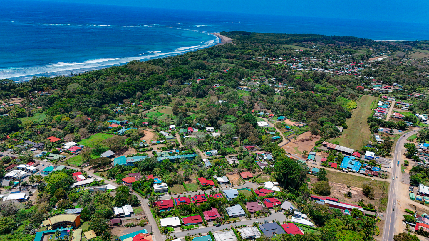 3 Bedroom Home Walking Distance to Playa Chaman – Villas del Sol, Bahía Ballena selected