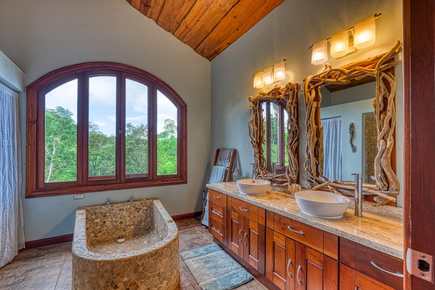 Impressive Mountain Estate With Rental Cabin selected