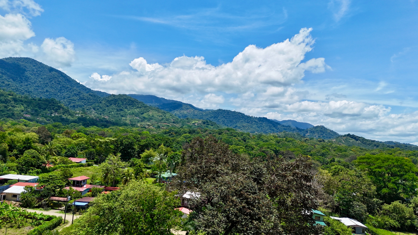 Tranquil neighbourhood mountain view lot in Ojochal, South Pacific, Cost Rica (Lot #1) selected
