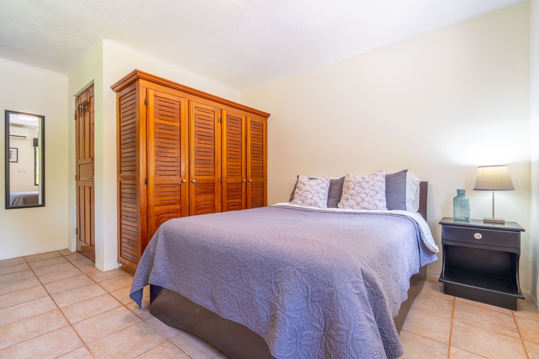 Turnkey Mountain-View Retreat in Tres Ríos with Expansion Potential selected