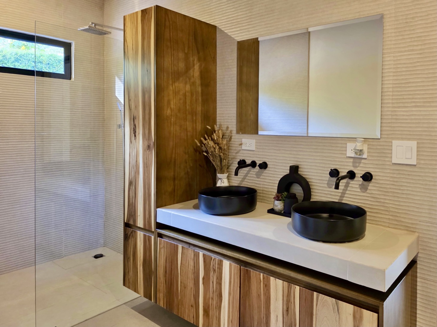 Stunning New Modern Home in Ojochal – Usable Lot Surrounded by Jungle and Creeks selected