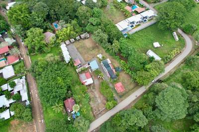 Dream Location – Prime Beach Lot in Bahía image 3