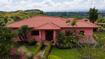 Spectacular Three-Bedroom Ocean View Retreat in Exclusive Chontales image 1