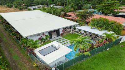 Elegant Tropical Home | 5 Minutes from Marino National Park image 2