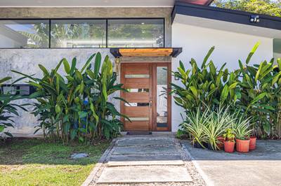 Tropical Modern Pool Residence Minutes from Marino Ballena National Park image 5