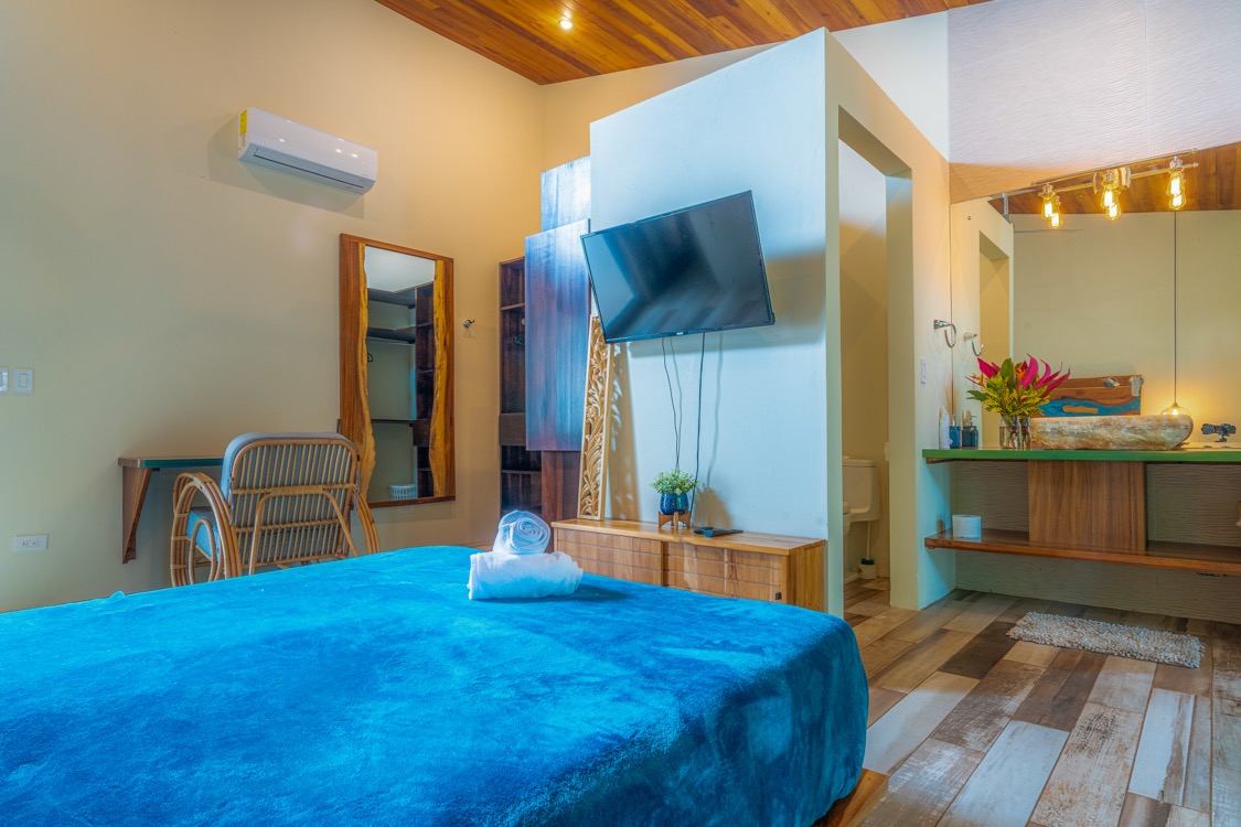 Luxury Multi-Home Estate in Escaleras Minutes from Dominical & Secluded Pacific Beaches selected