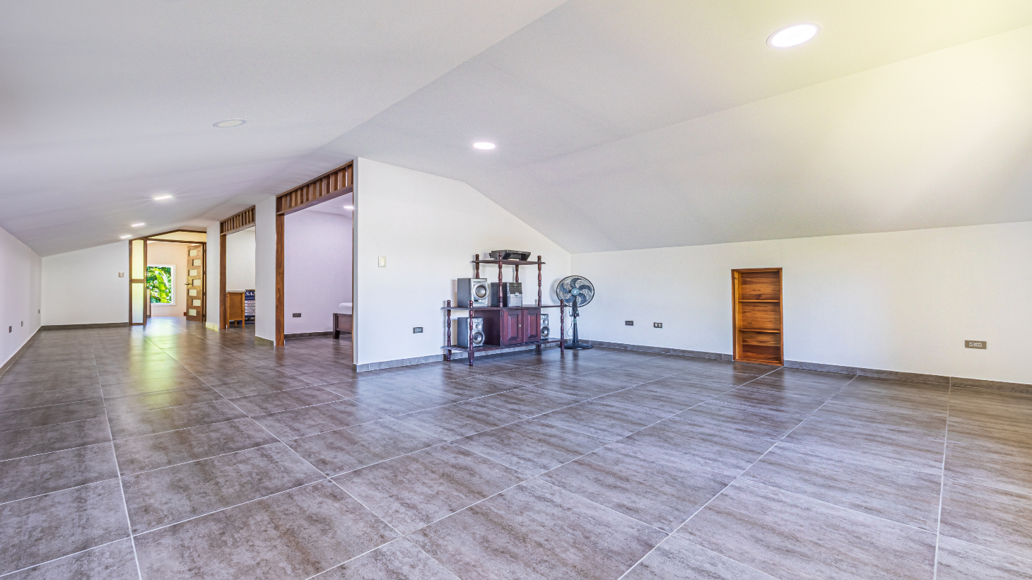 5-Bedroom Residence in Prime Uvita Location selected
