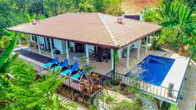 3 Bedroom Home With Ocean View Near Ojochal Tres Rios image 1