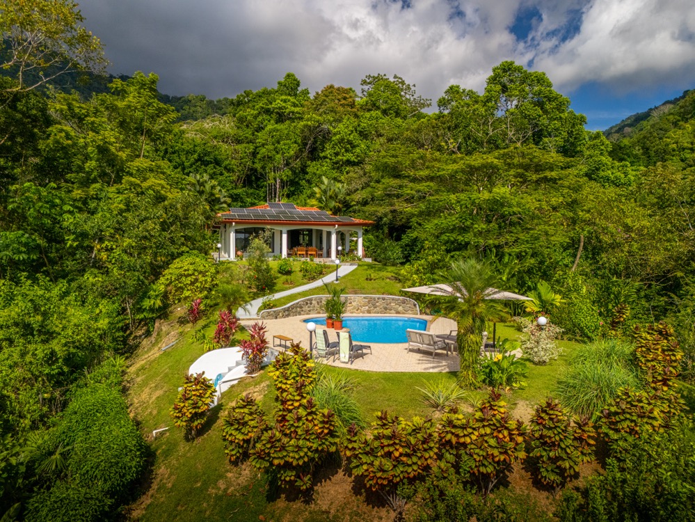 Villa Allamanda — Solar-Powered Luxury Retreat with Ocean Views in the Mountains of Tres Ríos selected
