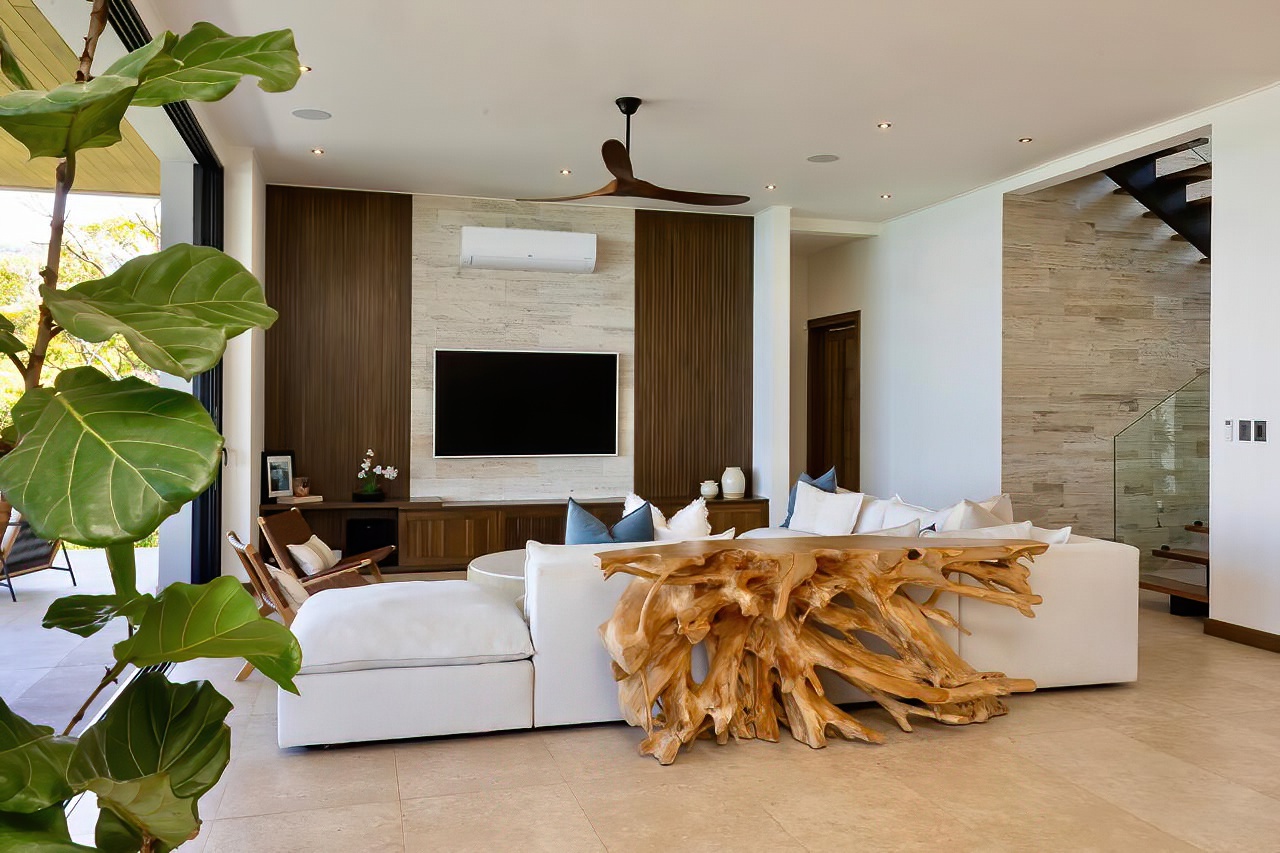 Luxurious 5-Bedroom Estate with Infinity Pool and Sweeping Coastal Views selected