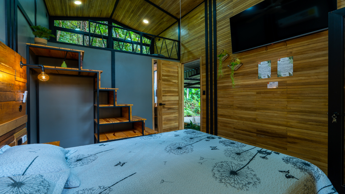 Turn-Key Luxury Boutique Jungle Bungalows + Build-Ready Expansion site – Profitable Airbnb in Ojochal selected