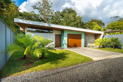 Stunning 3-Bedroom, 2.5-Bathroom Tropical Mid-Century Modern Home – Steps from the Beach image 1