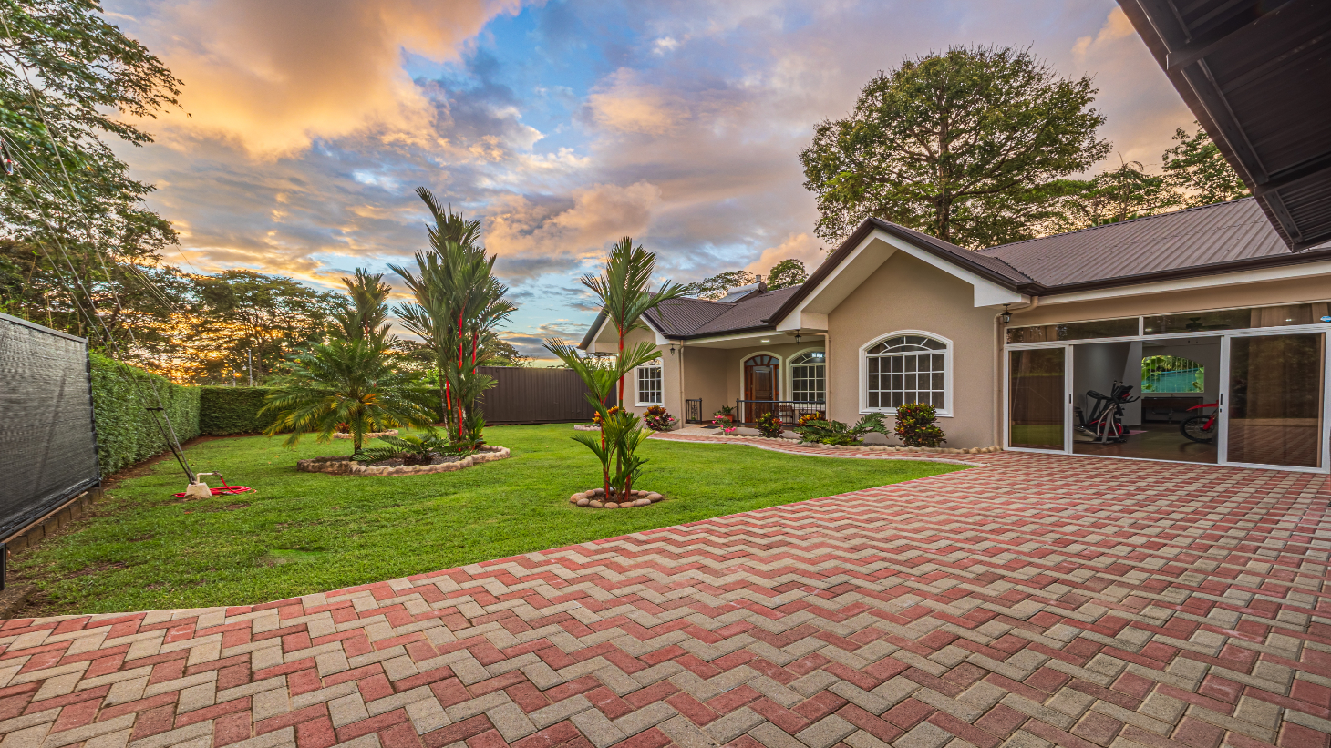 5-Bedroom Residence in Prime Uvita Location selected