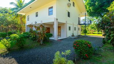 Casa Brisa de La Playa, 2 Bedroom Home Just Steps From the Beach! image 4