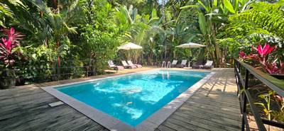 Charming Rustic Hotel Surrounded by Nature – Prime Location Minutes from the Beach image 4