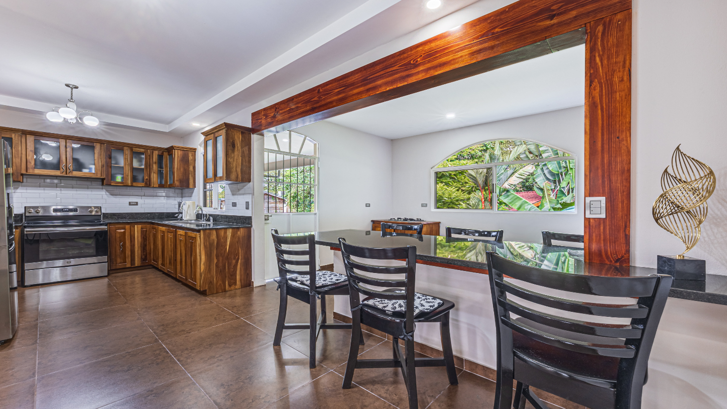 5-Bedroom Residence in Prime Uvita Location selected