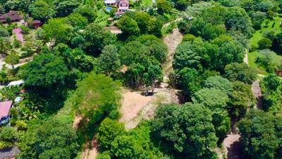 Build-Ready Lot with Mountain Views and Easy Access in Ojochal image 4